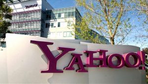yahoo facebook law suit